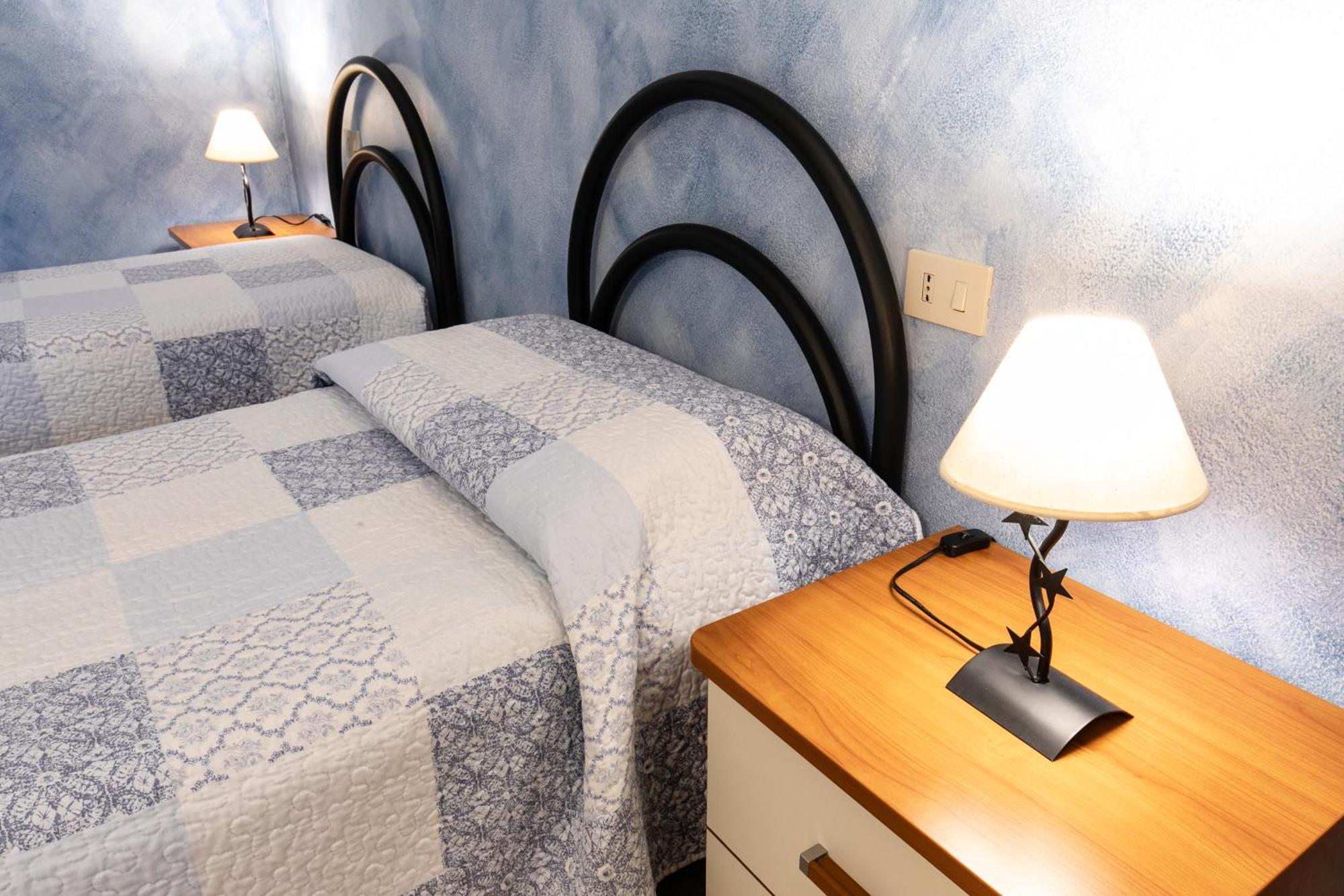 Cantù Agriturismo Jesson Rosamund מראה חיצוני תמונה