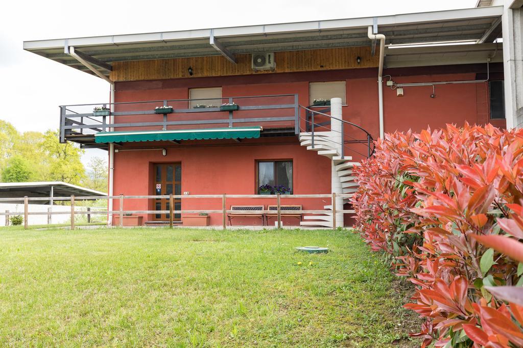 Cantù Agriturismo Jesson Rosamund מראה חיצוני תמונה