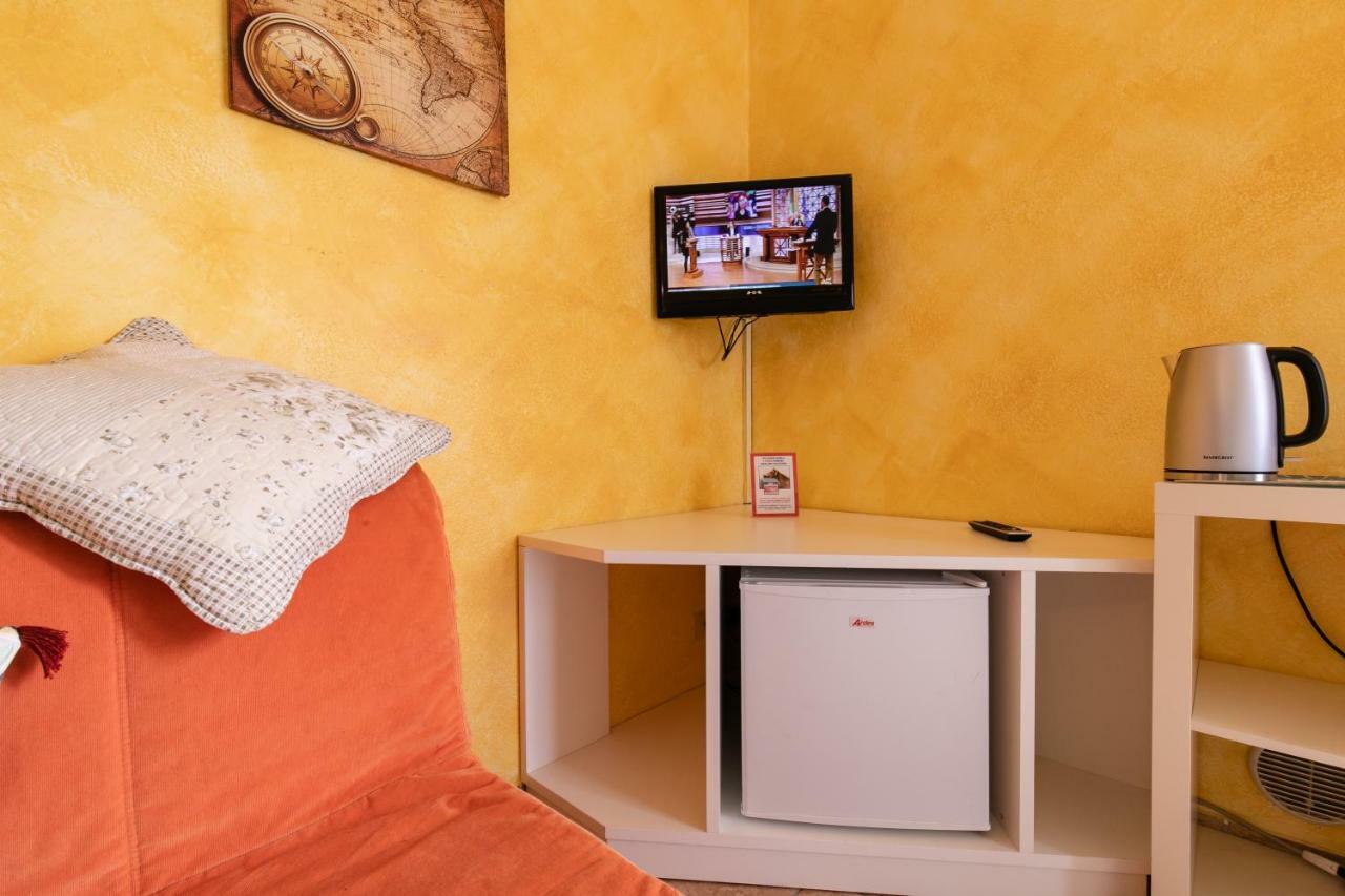 Cantù Agriturismo Jesson Rosamund מראה חיצוני תמונה