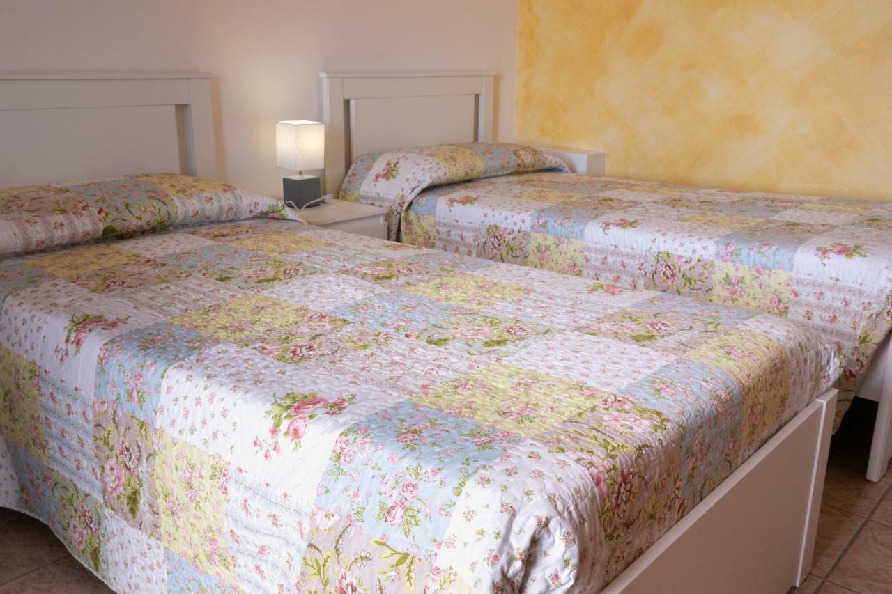 Cantù Agriturismo Jesson Rosamund מראה חיצוני תמונה